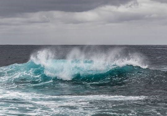 The stronger winds the more sea spray