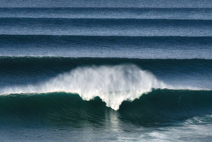 Swell waves