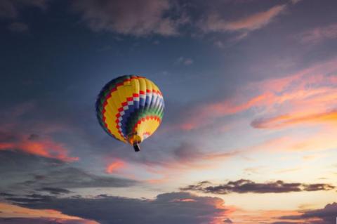 A hot air balloon